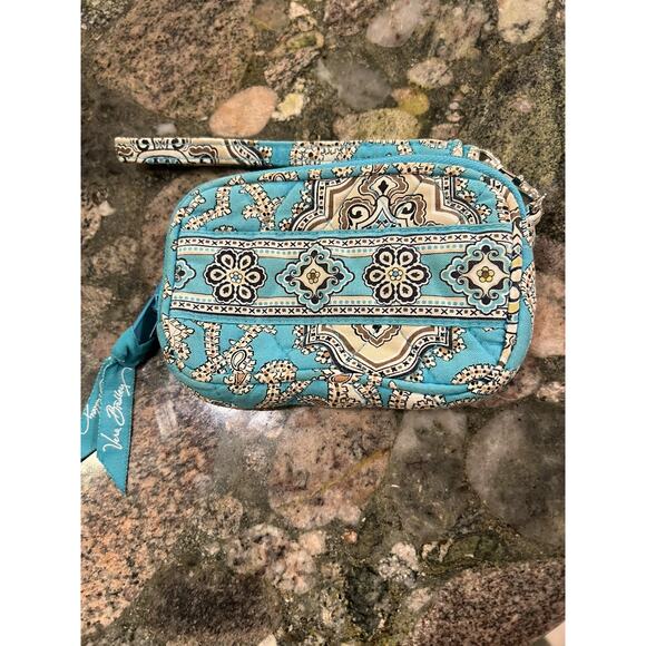 Bera Bradley Retired Totally Turquoise Zip Wallet 5x3.5 - Picture 1 of 3